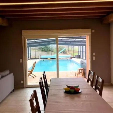 Tatil Evi La Bergerie, Piscine Chauffee, Couzon